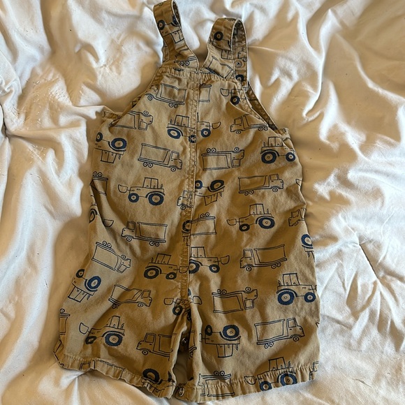 Carters matching outfit - Picture 2 of 5